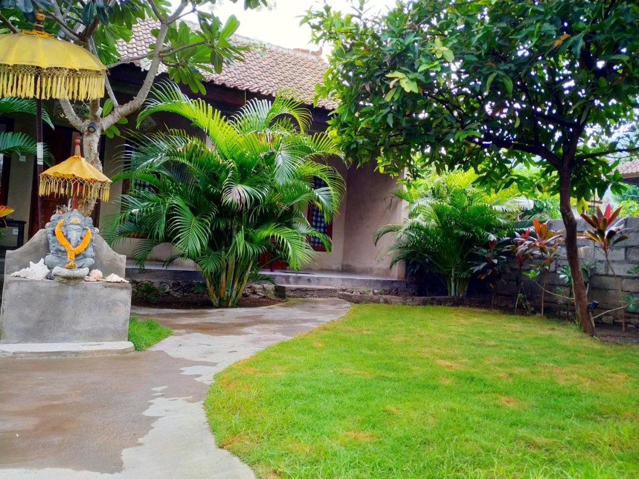 Angga Guest House Pemuteran Exterior foto